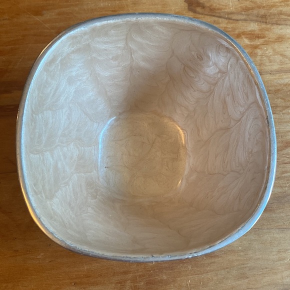Silver with neutral beige inlay bowl - Picture 4 of 4